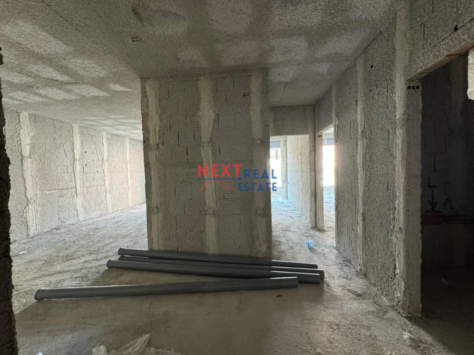 REZERVO PRONEN VETEM ME 500€! Vlore, shitet apartament 2+1+Ballkon Kati 3, 115 m² 115.000 € (SHKOLLA E MUZIKES)