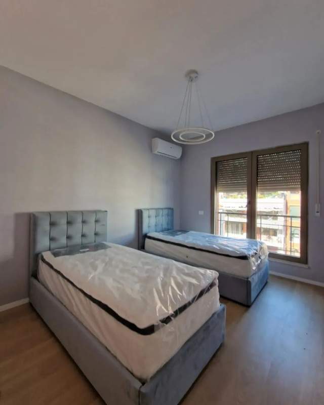 Tirane, jepet me qera apartament 2+1+A+BLK Kati 5, 119 m² 1.200 Euro (Bulevardi Gjergj Fishta)