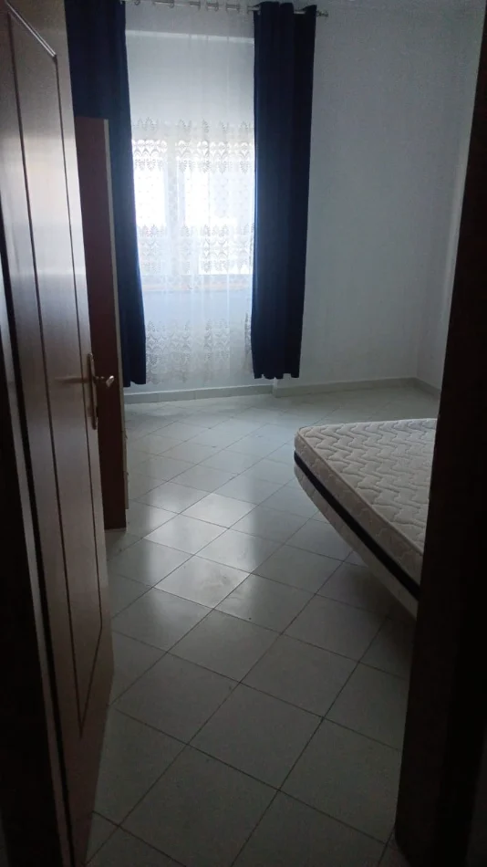 Shqiperi, jepet me qera apartament 1+1 Kati 2, 220 € (rruga ardeno fushemezez tirane)