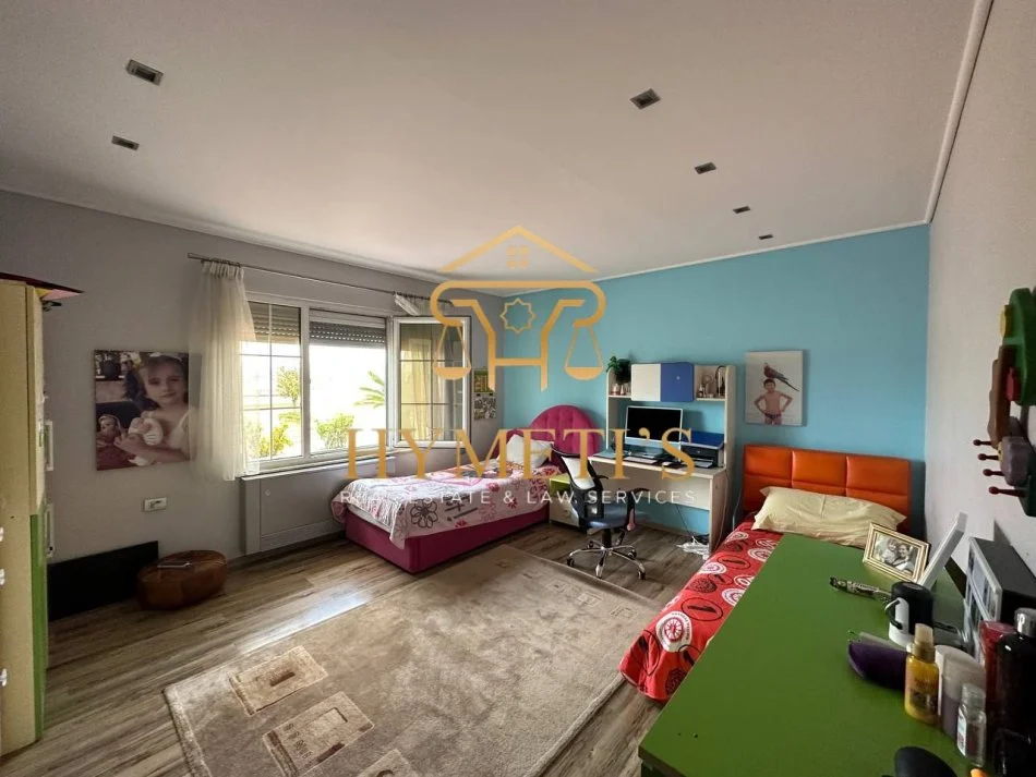 Tirane, shitet apartament+verande | Penthouse , 500 m² 650.000 € (Rruga Fortuzi)