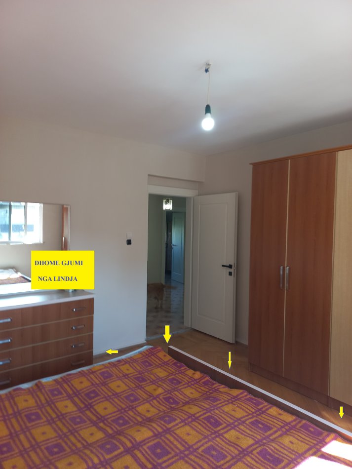 Tirane, Me Qera, për here të parë, Apartament i rinovuar, mobiluar, tip 2+1, kat 5, pallat ekzistues me 5-kate, qera 400€ /muaj, në blv B.Curri, buzë Lanës mbi Maternitetin e Ri "Koço Glozheni", 250m nga Ura Brrylit, 10-minut në këmbe nga qendra / Ura Elbasanit / Parlamenti, / Pazari Ri, Tiranë