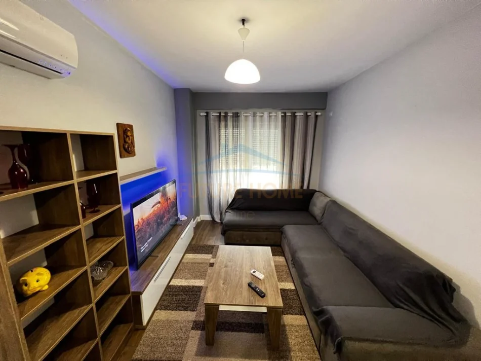 Tirane, jepet me qera apartament 1+1 Kati 2, 69 m² 550 € (KODRA E DIELLIT 2)