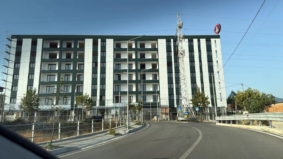 Tirane, shitet apartament 2+1 , 113 m² 142.500 € (Paskuqan)