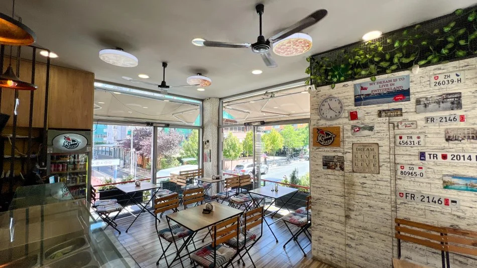 Shitet biznes Piceri 60.000 € (brenda kompleksit Kristal Center)