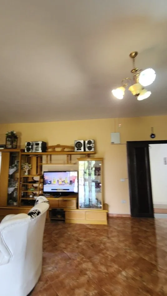 Lushnje, shitet Vile 2 Katshe Kati 0, 