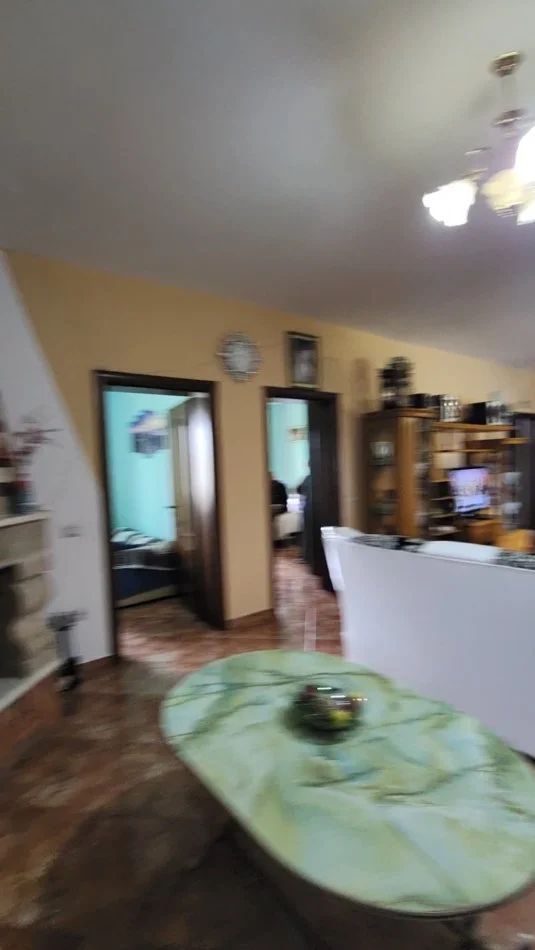 Lushnje, shitet Vile 2 Katshe Kati 0, 