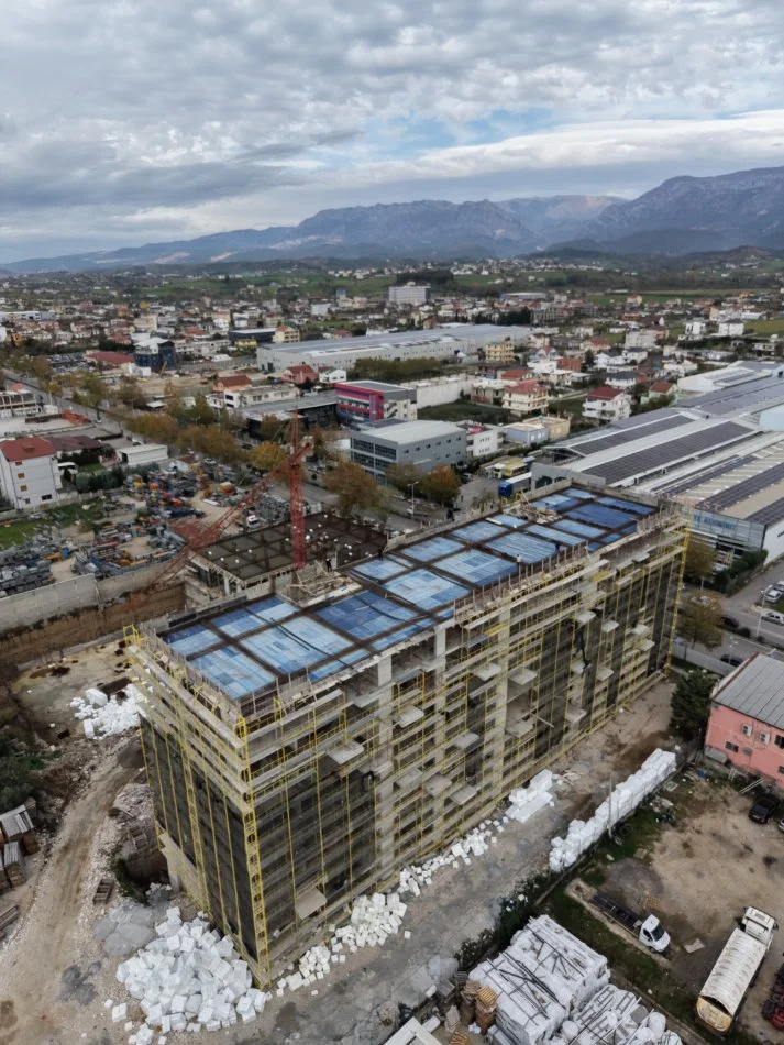 Tirane, shitet apartament 1+1 , 55 m² 46.700 € (Kamez)