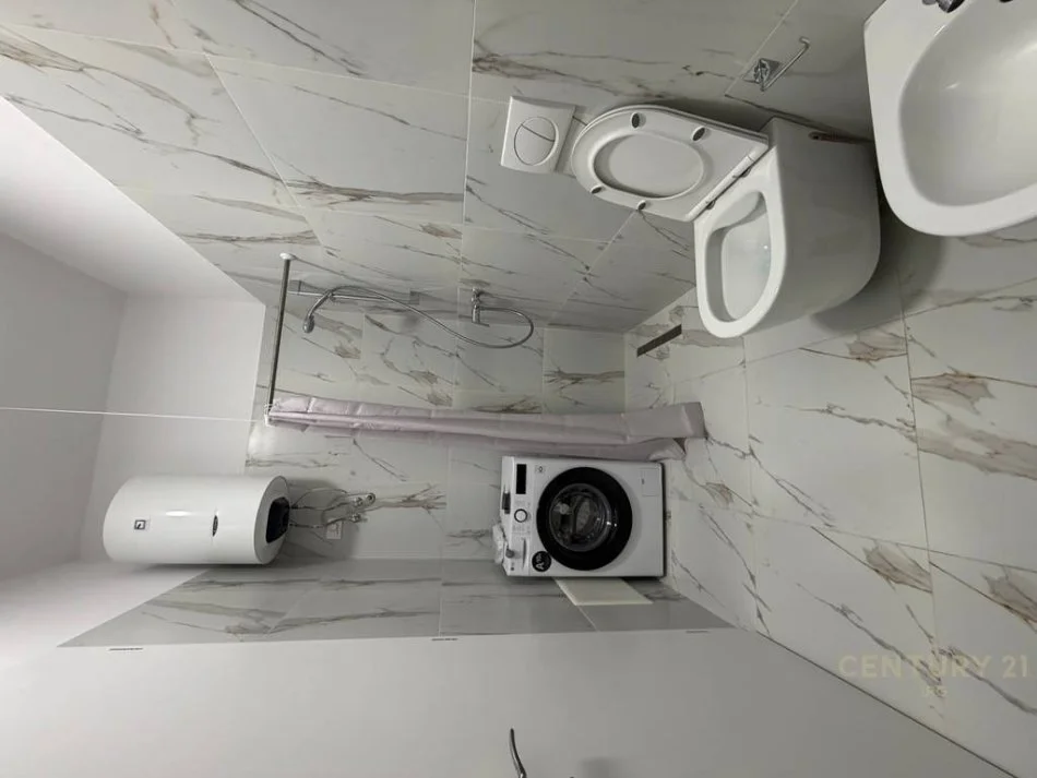 Tirane, jepet me qera apartament 2+1+Ballkon , 98 m² 1.300 € (Delijorgji)