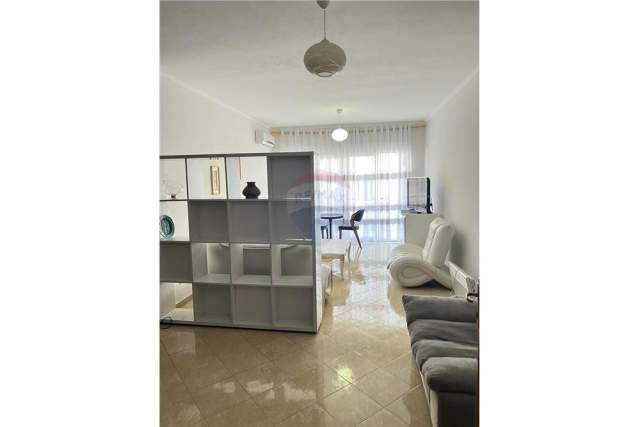 Tirane, jepet me qera apartament 3+1+A+BLK Kati 1, 138 m² 550 Euro (Don Bosko perball Vizion+)