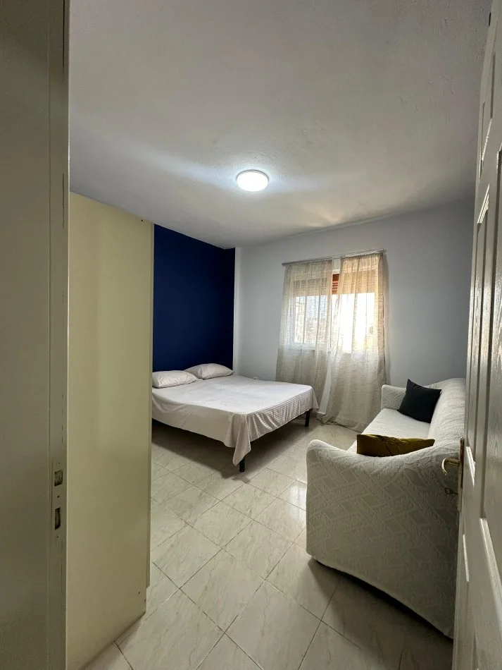 Tirane, jepet me qera apartament 2+1+Ballkon Kati 6, 500 € (Rruga Don Bosko)