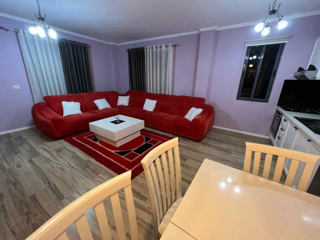 Tirane, jepet me qera apartament 2+1+BLK Kati 5, 120 m² 400 Euro (Don Bosko)