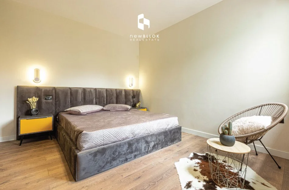 Tirane, shes apartament 1+1, , 74 m² 133,000 € (afër K. BOTANIK)