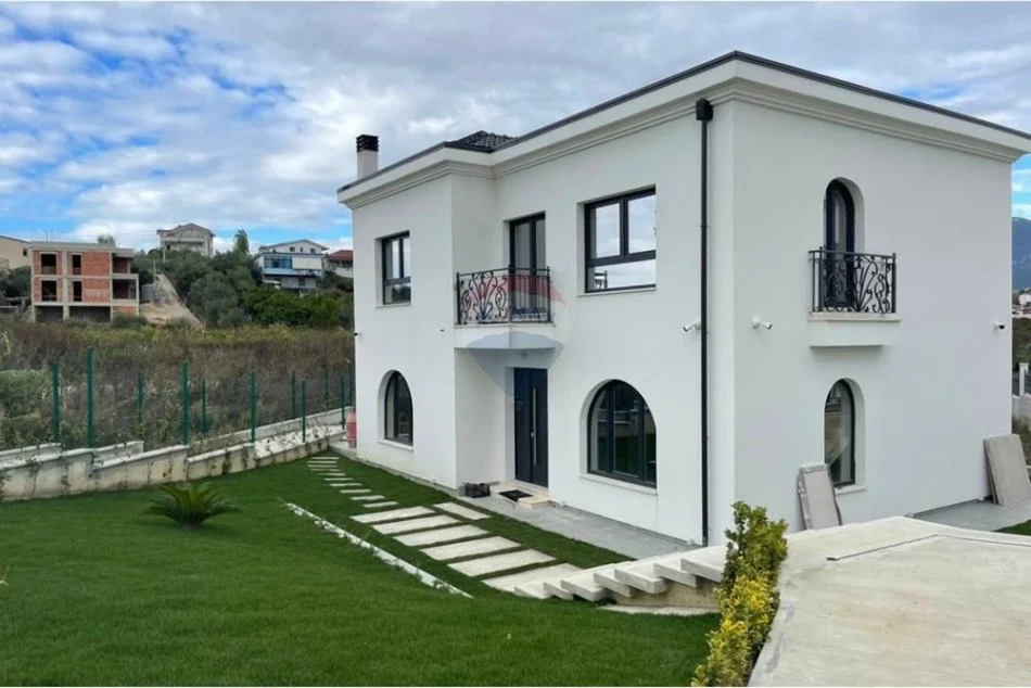 Tirane, jepet me qera apartament 2 Katshe Kati 0, 600 m² 3.300 € (Mjull-Bathore)