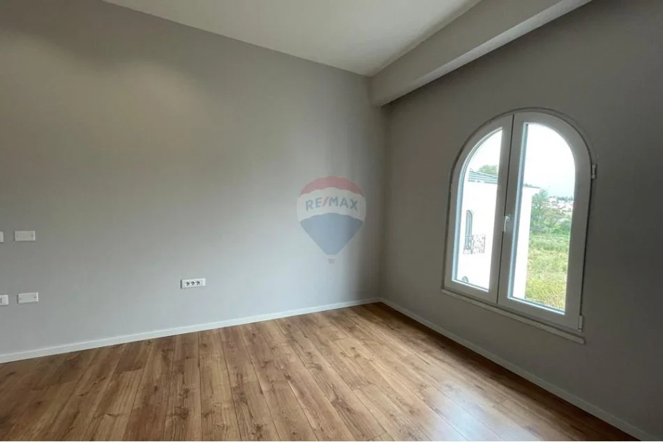 Tirane, jepet me qera apartament 2 Katshe Kati 0, 600 m² 3.300 € (Mjull-Bathore)