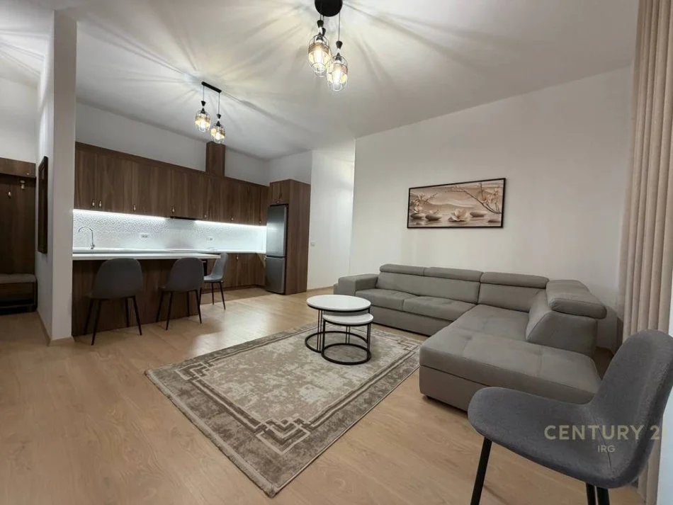 Tirane, jepet me qera apartament 2+1+Ballkon , 98 m² 1.300 € (Delijorgji)