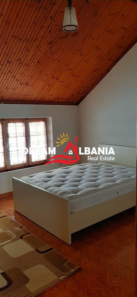 Tirane, shitet Vile 3 Katshe Kati 1, 500 m² 870.000 € (don bosko)