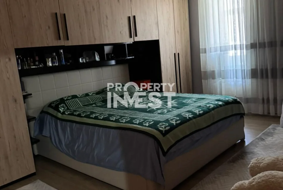 Tirane, shitet apartament 3+1 Kati 5, 235 m² 400.000 € (Muhamet Gjollesha)
