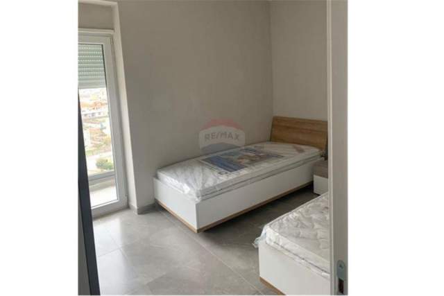 Tirane, jepet me qera apartament 2+1+BLK Kati 6, 95 m² 550 Euro (Don Bosko)