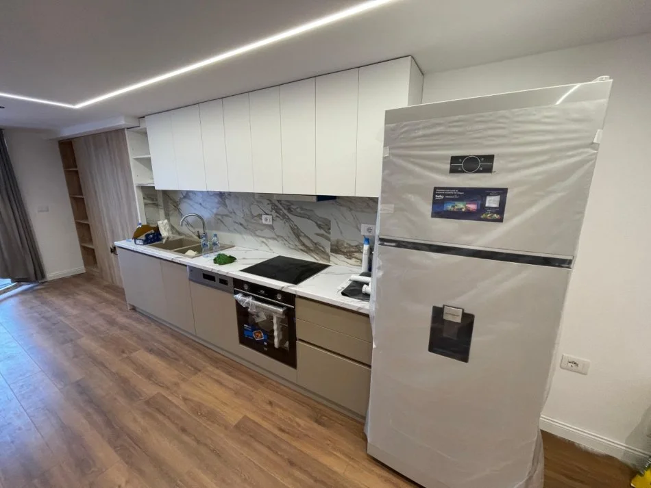 Tirane, shitet apartament duplex 2+1 Kati 2, 105 m² 160.000 € (GOLDEN PARK 3)