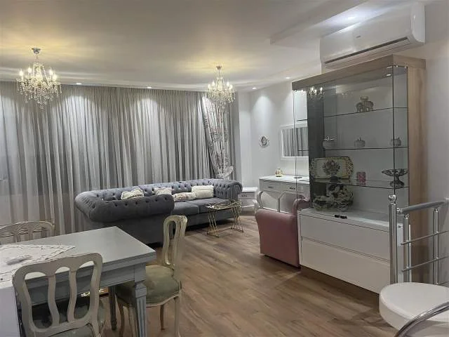 Tirane, jepet me qera 2+1+A+BLK Kati 2, 120 m² 890 Euro