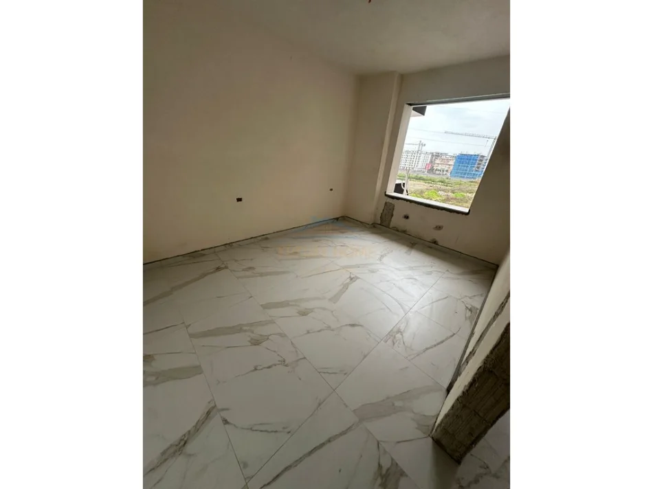 Durres, shitet apartament 1+1 Kati 2, 59 m² 80.000 € (GOLEM , Durres)
