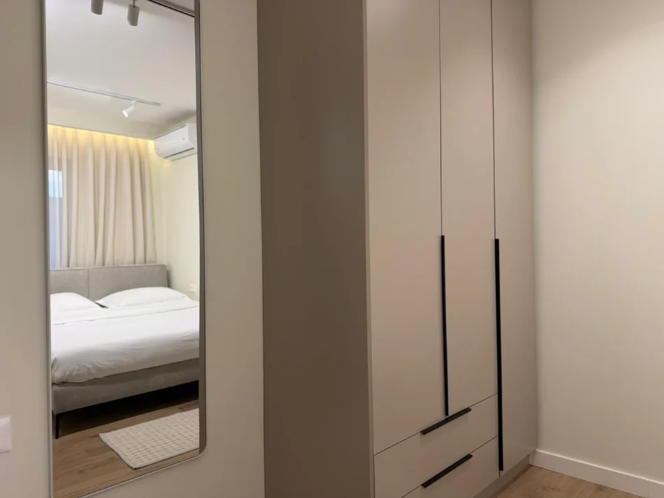 Tirane, shitet apartament 1+1 , 70 m² 193.000 € (21 DHJETORI)