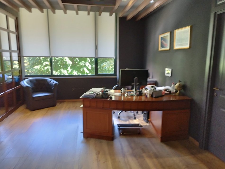 Tirane, shitet ambjent biznesi Kati 2, 194 m² 970.000 € (Blloku)