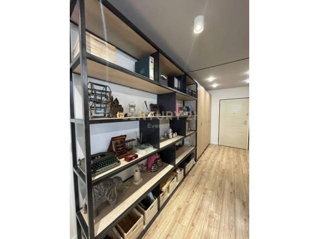 Tirane, shitet apartament 2+1+A+BLK Kati 8, 105 m² 135.000 Euro (Komuna e Parisit)