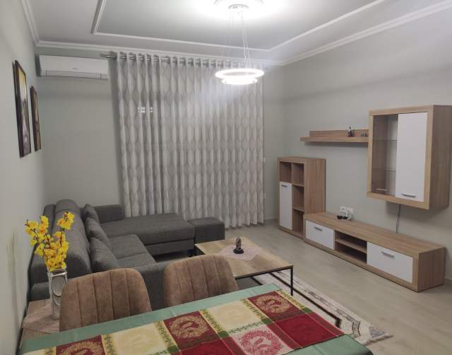 Tirane, jepet me qera apartament 2+1+BLK Kati 3, 110 m² 600 Euro (Ali Demi)