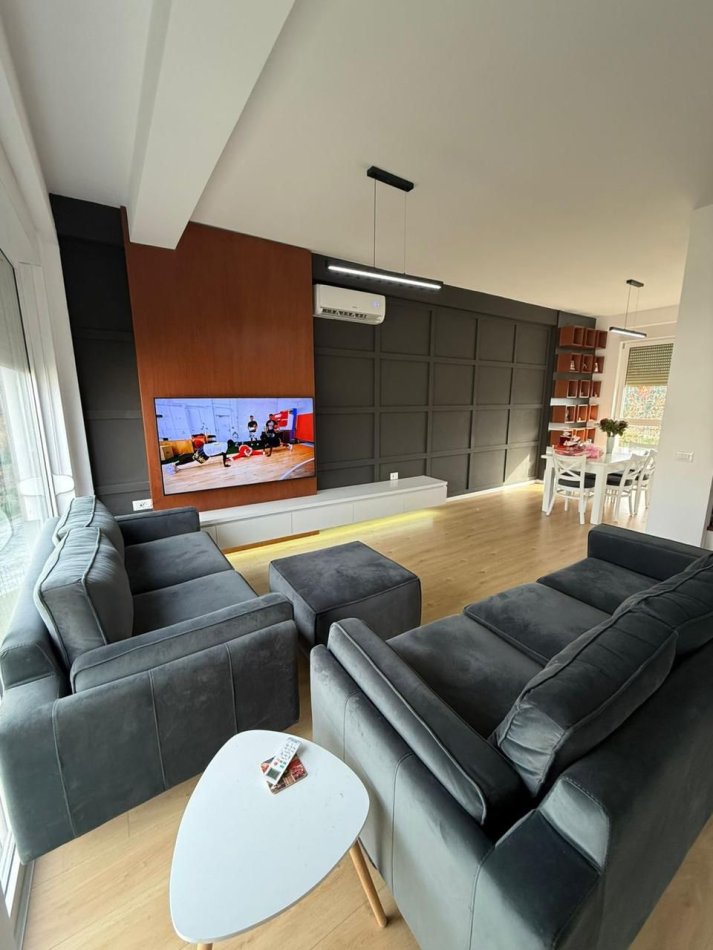 Tirane, shitet , 197 m² 399.000 € 