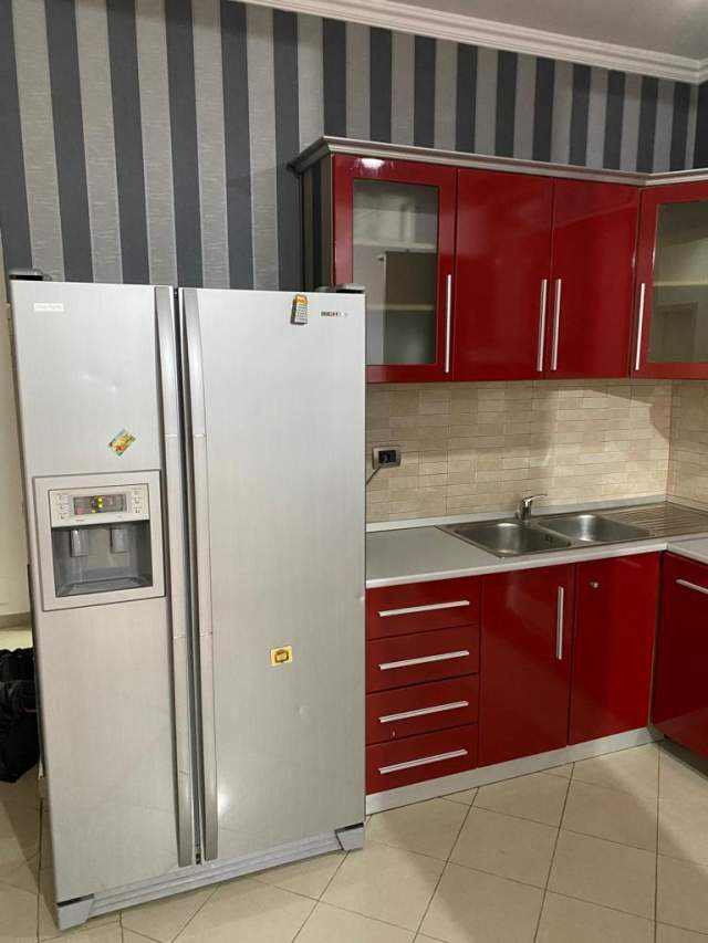 Tirane, jepet me qera apartament 2+1+A+BLK Kati 1, 98 m² 450 Euro (Stadiumi Dinamo)
