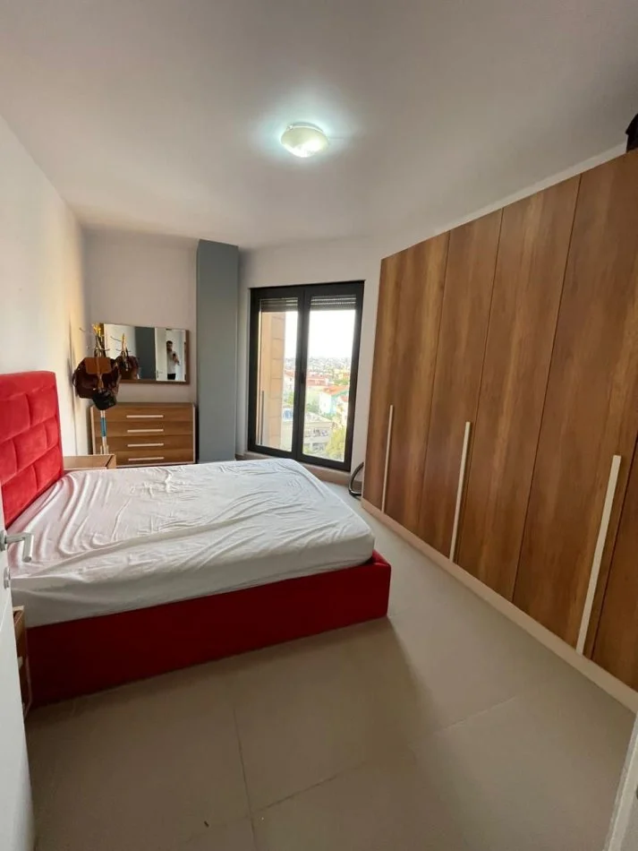 Tirane, shitet apartament 1+1 Kati 4, 70 m² 113.000 € (Shitet apartament 1+1 Spitali Amerikan 2)