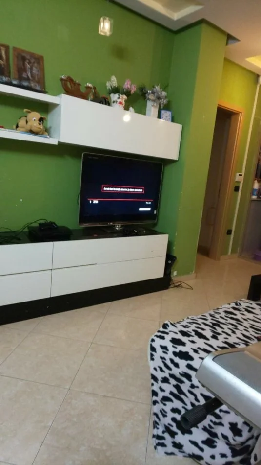 Tirane, jepet me qera apartament 2+1 Kati 2, 75 m² 470 € (Loni ligori)