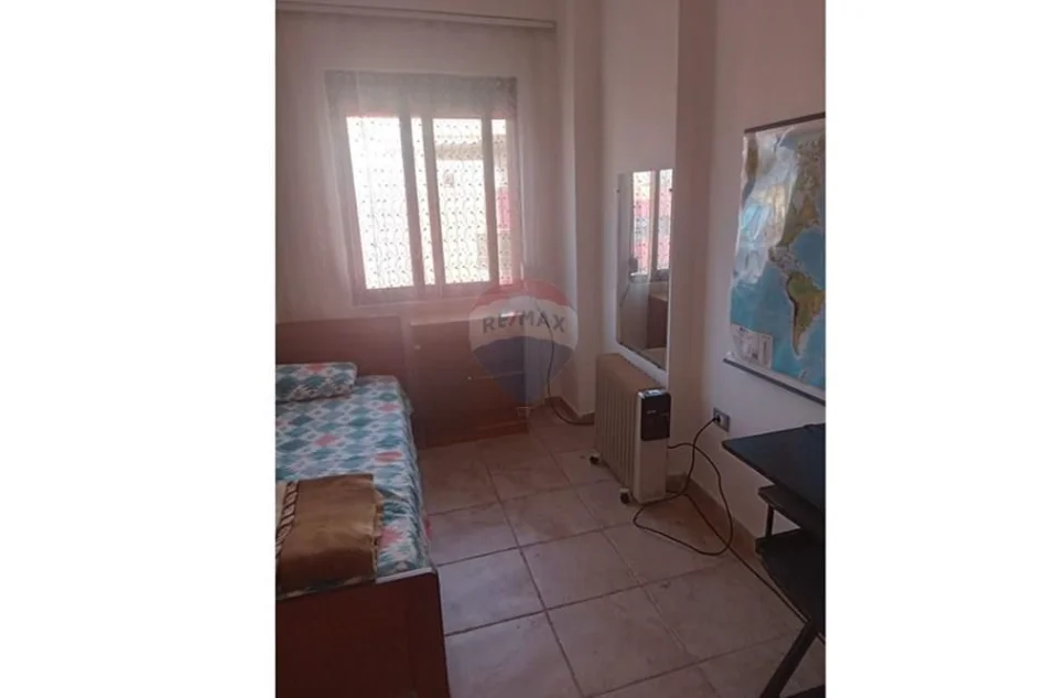 Tirane, jepet me qera apartament 2+1 Kati 5, 700 € (Prokuroria e Rrethit Tirane)