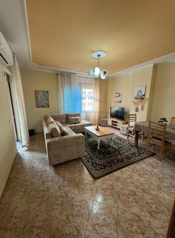 Tirane, jepet me qera apartament 2+1 Kati 9, 105 m² 750 € (Stacioni i Trenit)
