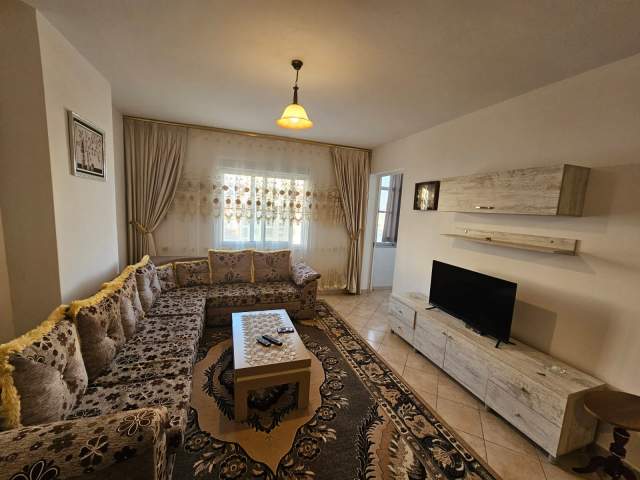 Durres, jepet me qera apartament 1+1+BLK Kati 7, 55 m² 300 Euro