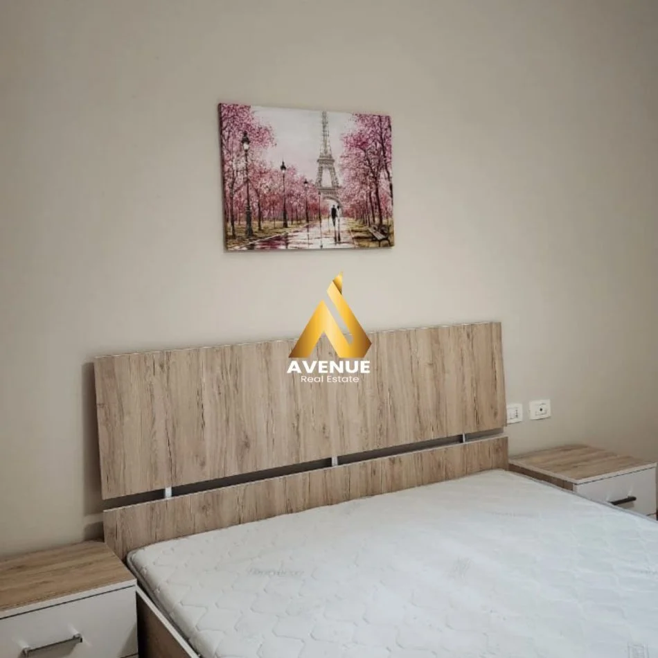 Tirane, jepet me qera apartament 1+1+Ballkon, Kompleksi Delijorgji, Kati 4, 65 m² 650 €