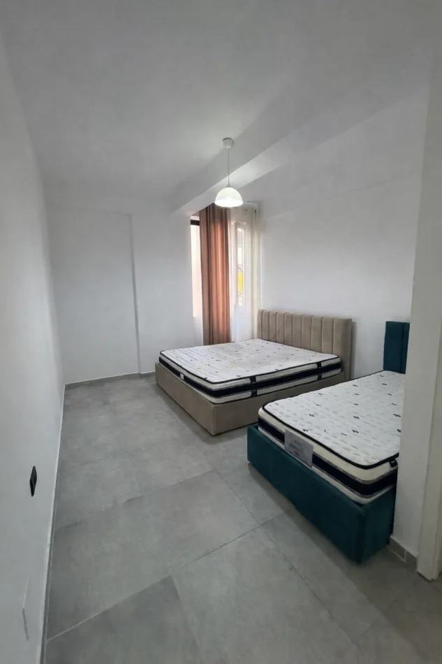 Tirane, shitet apartament 2+1+Aneks+Ballkon Kati 2, 115 m² 161.000 € 