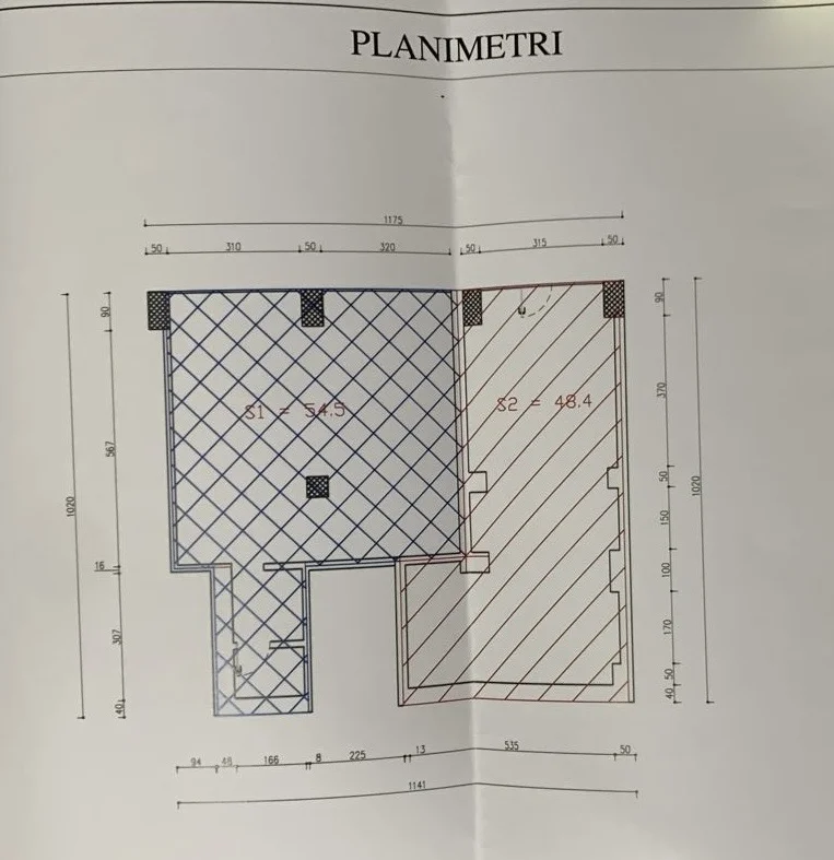 Shitet dyqan te rruga e Durresit buze rruge 103 m² mund te shiten dhe te ndare ne 2 dyqane 1.080.000 € (Rruga e Durresit)