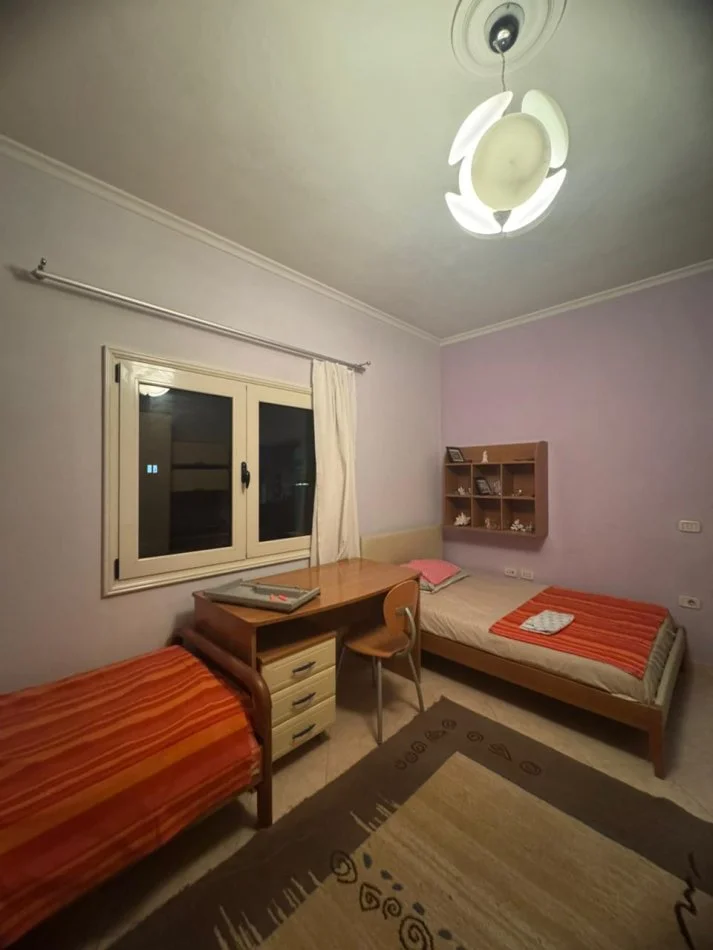 Tirane, jepet me qera apartament 1+1+Ballkon Kati 3, 60 m² 350 € (prane Shkolles Marin Barleti)