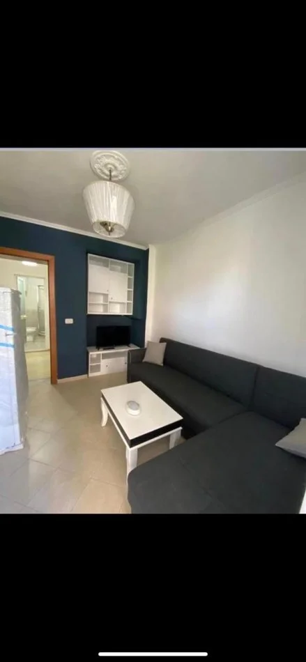 Tirane, jepet me qera apartament 1+1 Kati 3, 56 m² 500 € (sheshi wilson)