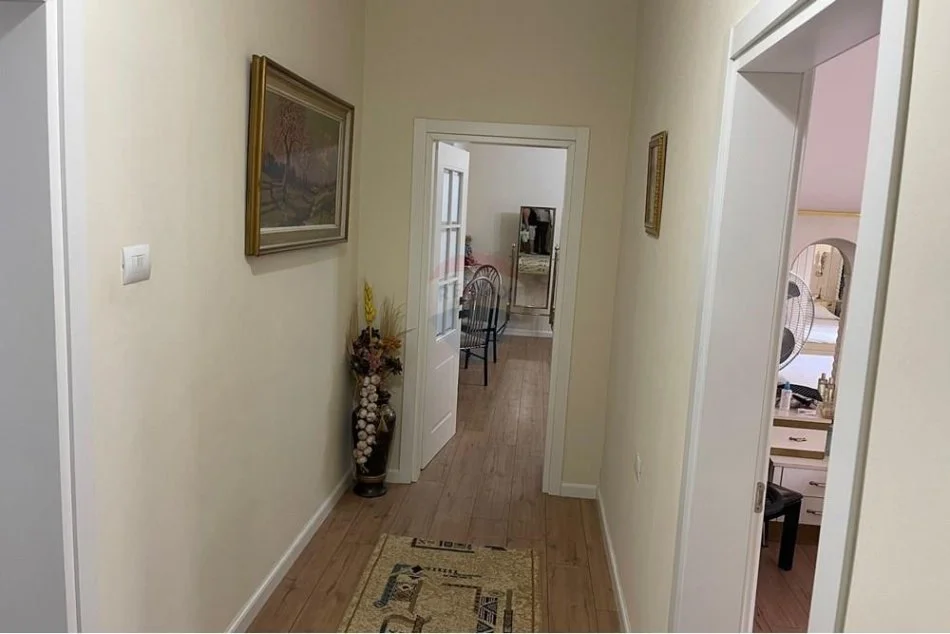 shitet , 122 m² 177.000 € (APARTAMENT 2+1 PER SHITJE NE DON BOSKO)