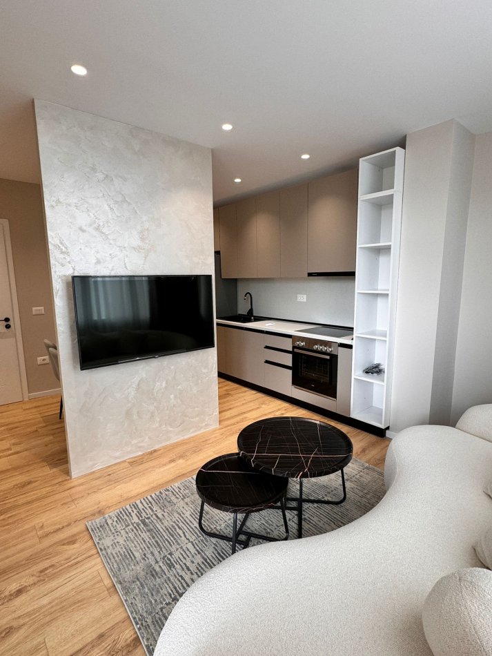 Tirane, shes apartament 1+1+Aneks+Ballkon , 65 m² 146.550 € (rr Kavajes)