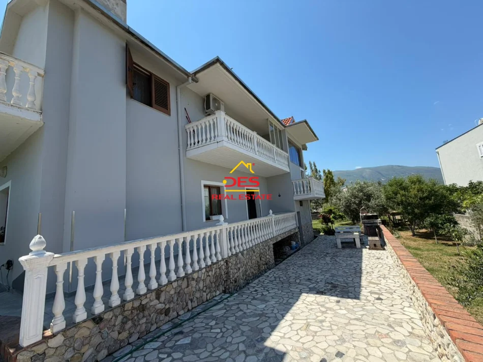 Radhime - Orikum, shitet Vile , 337 m² 400.000 € (Orikum)