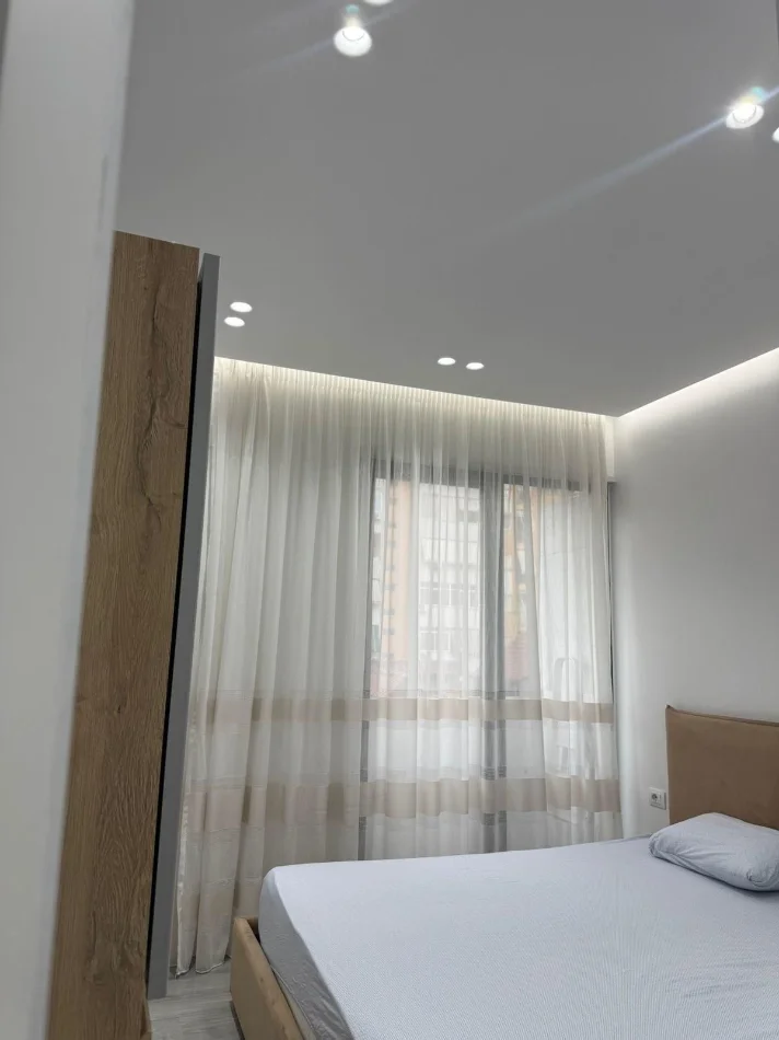 jepet me qera Kati 3, 70 m² 650 €