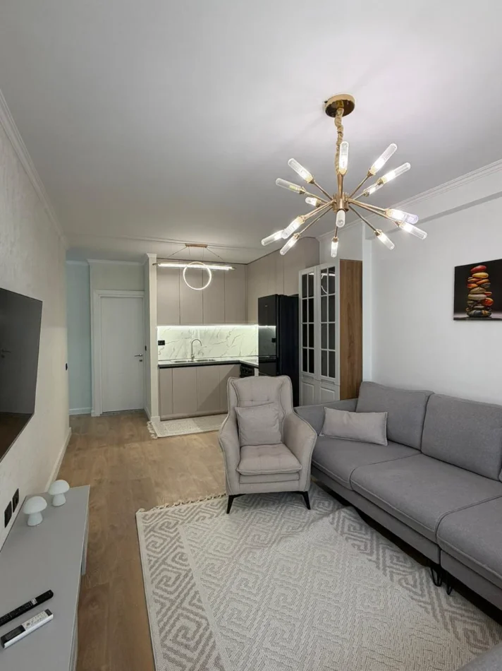 Tirane, shitet apartament 1+1 Kati 5, 60 m² 118.000 € (Yzberisht)