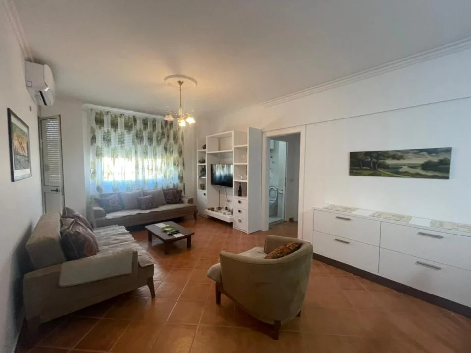 Tirane, shitet apartament 3+1 Kati 8, 107 m² 135.000 € (Sokrat miho)