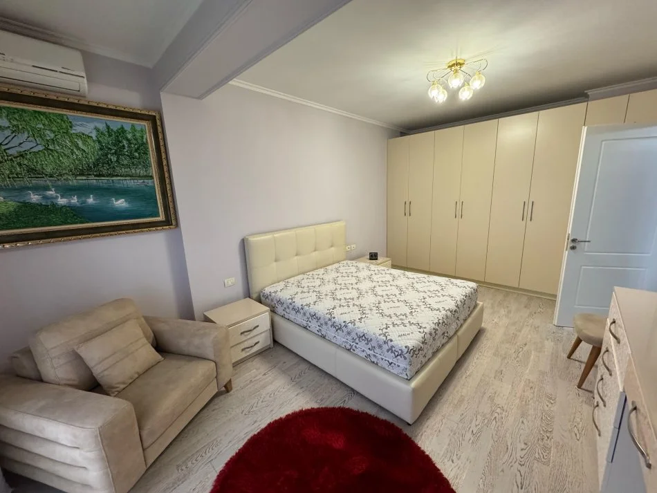 Tirane, jepet me qera apartament 1+1 Kati 6, 80 m² 550 € (Prane concord center)