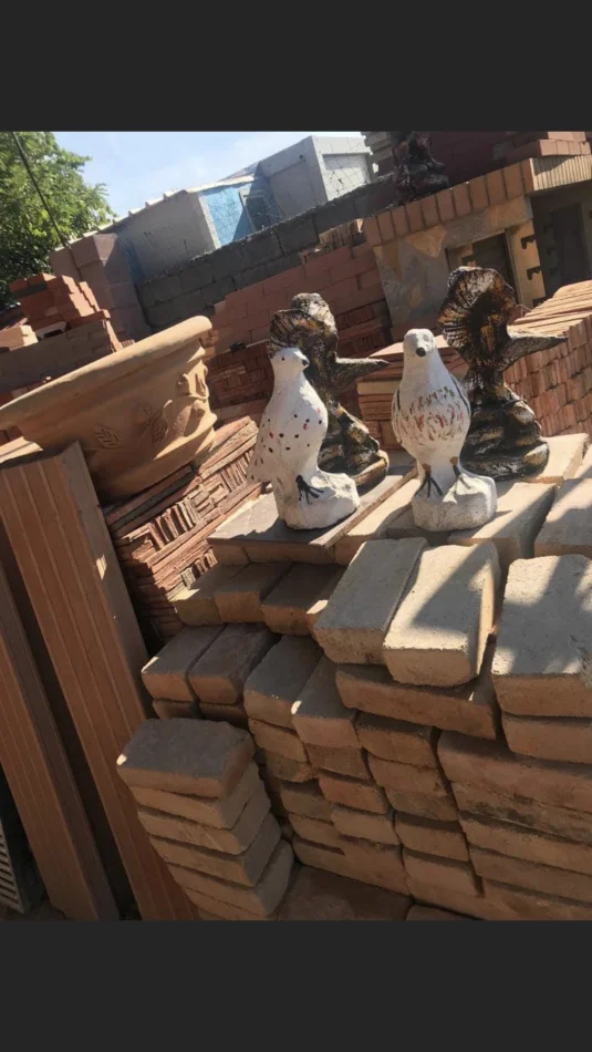 Tirane, shes Tulla shamat, Tulla xhami, Pllaka balte, oxhaqe, furra 10 €