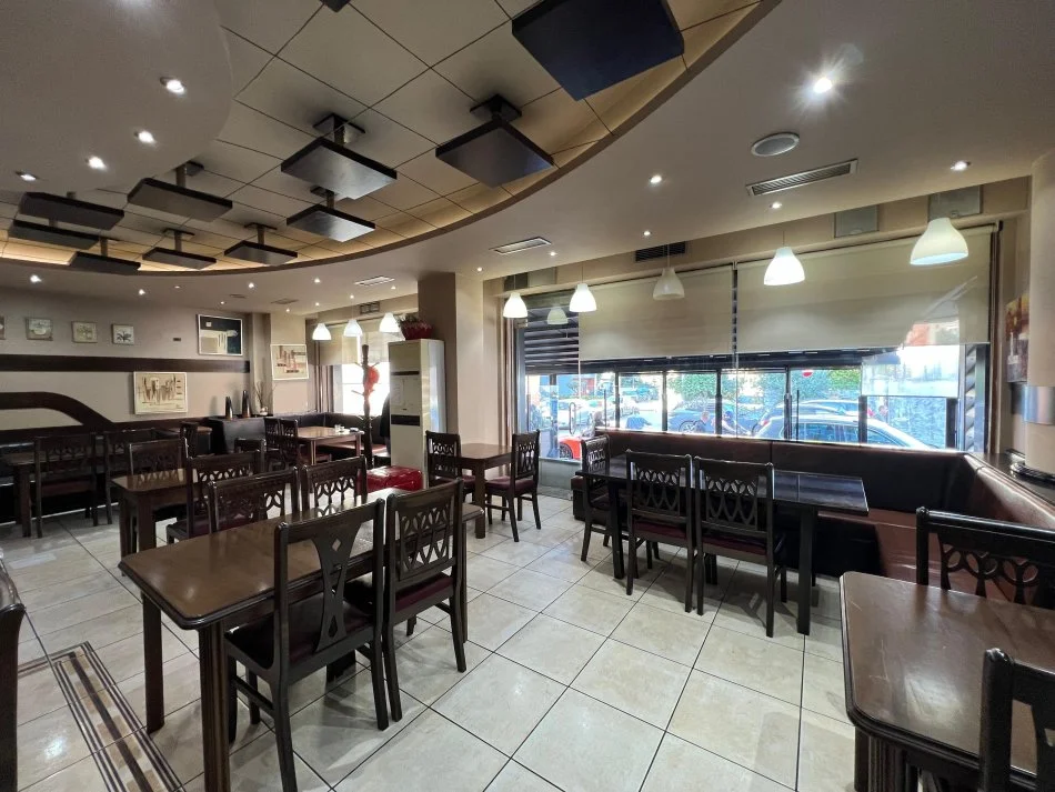 Shitet ambjent biznesi Kati 0, 155 m² 370.000 € (Pandi Dardha)